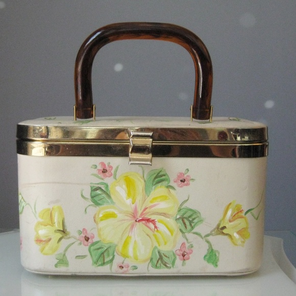 Vintage Handbags - Vintage 1960s Lily Bet Box Purse